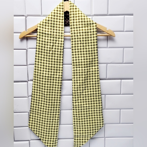 Women’s Silk Rectangular Scarf Reversible Geometric Print 60inL 5inWColor(s) b - Picture 1 of 8